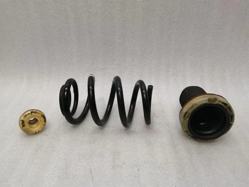 PORSCHE Porsche 911 991 coil spring rear 99133305319 coil spring rear -
