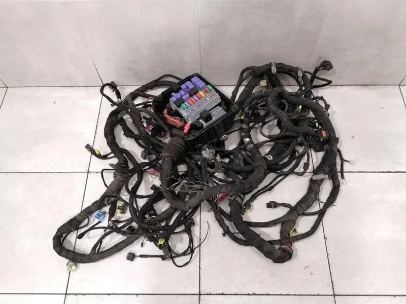 MASERATI Maserati Quattroporte M139 Engine Wiring Loom 270730 Wiring Harness RHD -
