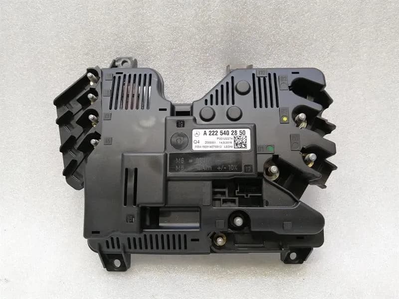 Mercedes S-Class W222 Fuse Box A2225402850 Fuse Box Relay Relay-