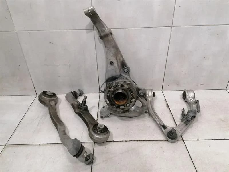 Mercedes S-Class W222 Left Front Hub A2223321901 Wheel Bearing Housing Front Left -