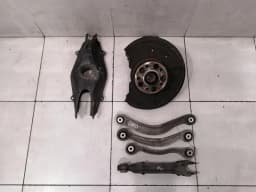 MERCEDES-BENZ Mercedes C Class W204 Left Rear Hub A2043501341 Wheel Bearing Housing Rear Left - — thumbnail 3