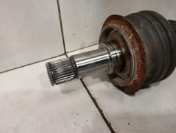 MERCEDES-BENZ Mercedes C63 AMG W204 Left Drive Shaft A2043501610 Drive Shaft Rear Left- — thumbnail 4