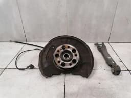 MERCEDES-BENZ Mercedes C Class W204 Left Rear Hub A2043501341 Wheel Bearing Housing Rear Left - — thumbnail 1