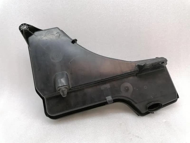 Mercedes GLE W292 AMG Washer Fluid Reservoir A1668600700 Washer Fluid Reservoir -