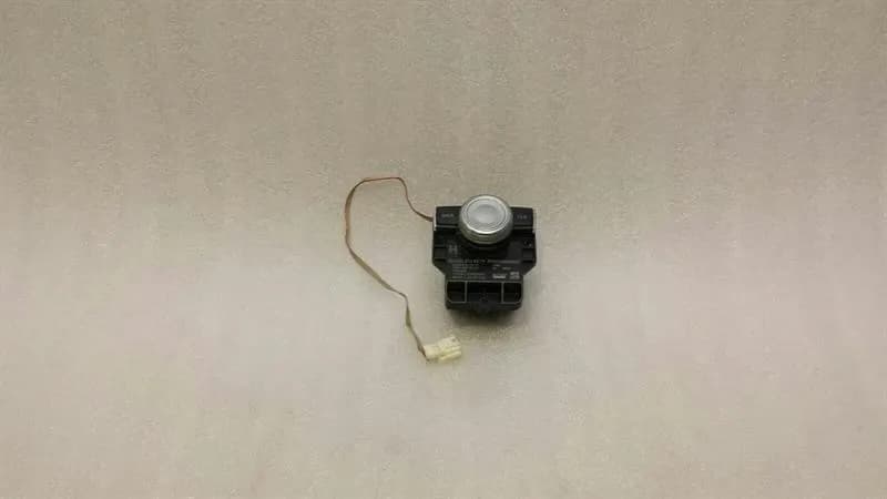 MERCEDES-BENZ Mercedes GLK X204 Command Controller Switch A2048700679 Switch Damaged-