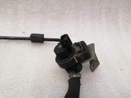 MERCEDES-BENZ Mercedes C Class W204 Valve A2044700193 Purge Valve AMG M156- — thumbnail 5