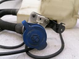 ASTON MARTIN Aston Martin Vantage washer fluid reservoir 6G33-17B613-ba washer fluid tank - — thumbnail 6