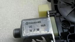 AUDI Audi RS3 8V door window motor rear right 5Q0959802 window regulator motor rear - — thumbnail 4