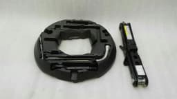 AUDI Audi A4 8W Tool Kit 8W0011031B Tool Kit Jack- — thumbnail 3