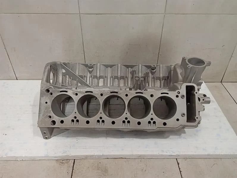 BMW M5 M6 E60 E63 V10 Engine Block S85B50 Motor Blok 5.0 -