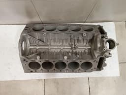 BMW BMW M5 M6 E60 E63 V10 Engine Block S85B50 Motor Blok 5.0 - — thumbnail 3