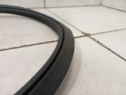 BMW BMW 8 Series 18--25 G16 M8 Gran Coupe Door Seal 51358739178 Front Door Seals- — thumbnail 5