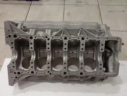 BMW BMW M5 M6 E60 E63 V10 Engine Block S85B50 Motorblok 5.0 V10- — thumbnail 10