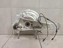 BMW BMW 8 Series 18--25 G16 M8 Right Front Hub 31107857012 Wheel Bearing Housing Front Re- — thumbnail 5