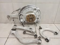 BMW BMW 8 Series 18--25 G16 M8 Right Front Hub 31107857012 Wheel Bearing Housing Front Re- — thumbnail 1