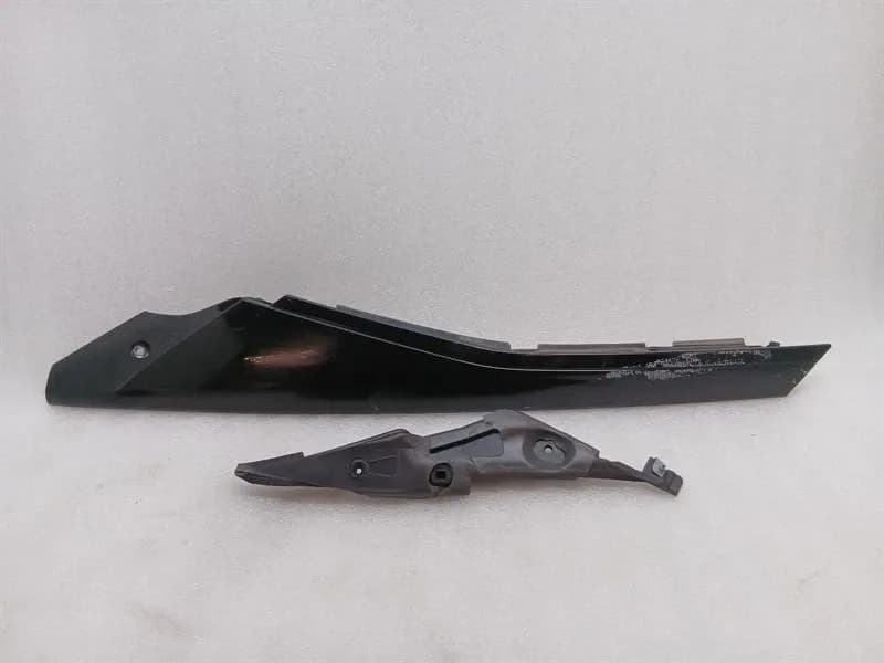 CHEVROLET Chevrolet Corvette C7 Grand Sport A Pillar Trim 23163510 A-Pillar Trim-