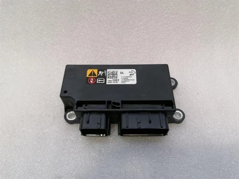 Corvette C7 Grand Sport Safety Module ECU 13521207 Air Control Unit SRS Crash Data-