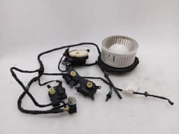 CHEVROLET Chevrolet Corvette C7 Heater Blower 23456469 Engine Heater Blower- — thumbnail 1