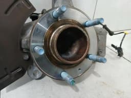 CHEVROLET Corvette C7 Grand Sport Left Front Hub 84506878 Wheel Bearing Housing Front Left SET- — thumbnail 4