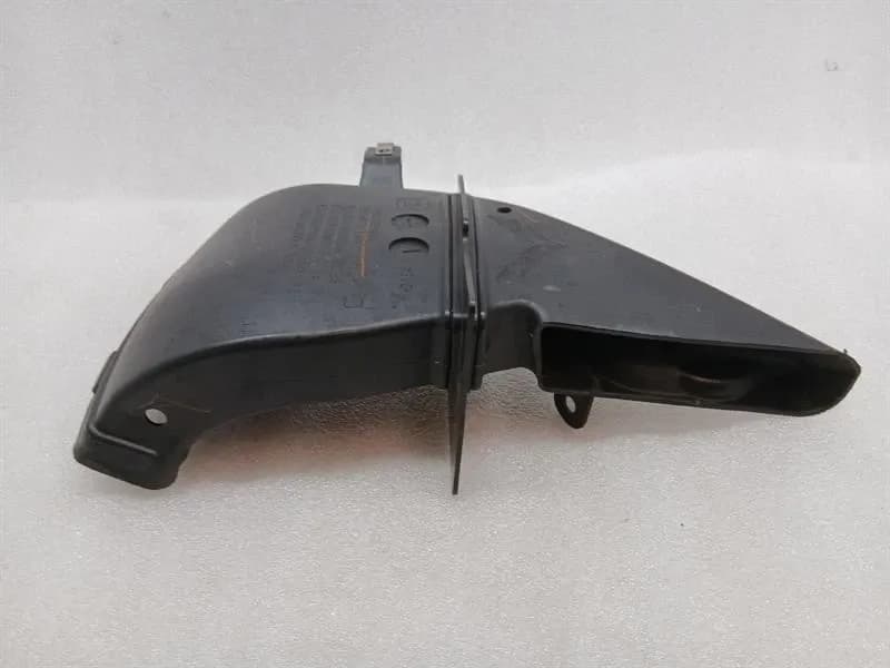 CHEVROLET Chevrolet Corvette C7 Grand Sport Rear Brake Cooling 23244439 Brake Air Duct-