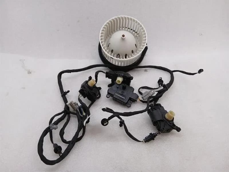 Chevrolet Corvette C7 Grand Sport Heater Blower 23456469 Engine Heater Blower-