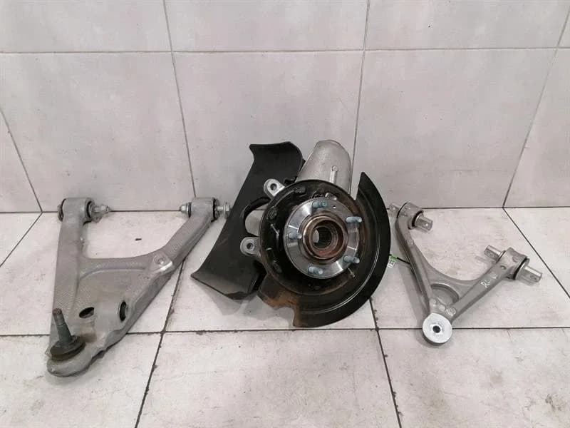 CHEVROLET Corvette C7 Grand Sport Left Rear Hub 84506880 Wheel Bearing Housing Rear Left -