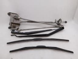CHEVROLET Chevrolet Corvette C7 Grand Sport Front Wiper Linkage 22756324 Wiper Motor- — thumbnail 1