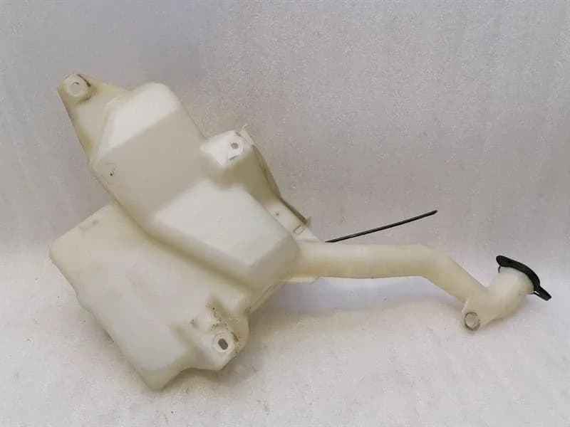 Chevrolet Corvette C6 washer fluid reservoir 10339236 washer fluid reservoir -