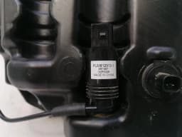 CHEVROLET Chevrolet Corvette C7 Washer Fluid Reservoir 23259749 Washer Fluid Reservoir - — thumbnail 6