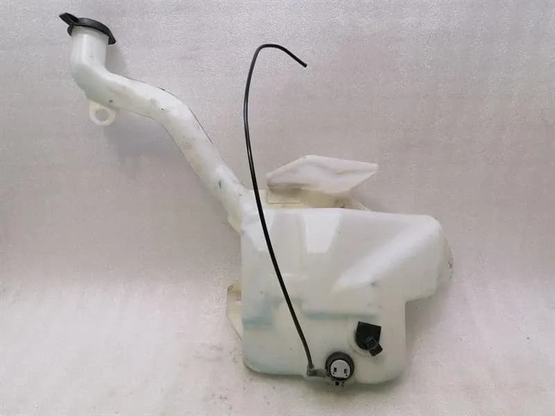 Chevrolet Corvette C6 washer fluid reservoir 10339237 washer fluid reservoir -