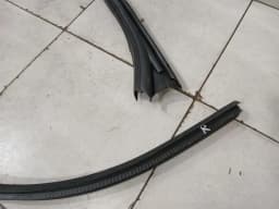 FERRARI Ferrari Roma F169 door seal 783106 RH door seals right- — thumbnail 4