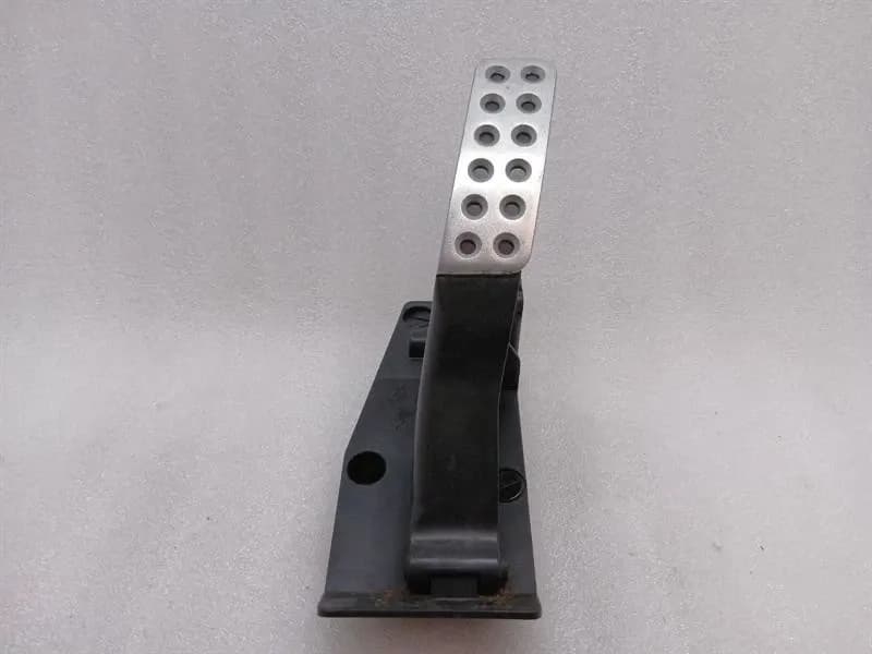 Ferrari 488 F142M Throttle Pedal (Electrical) 243117 Throttle-