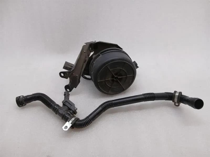 Ferrari 488 F142M secondary air pump 247795 secondary air pump-