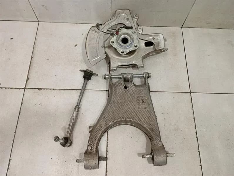 Ferrari Roma F169 Right Rear Hub 867728 Wheel Bearing Housing Rear Right SET SET-
