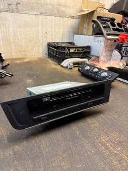 AUDI 4G0035182J Radio AUDI A6 / A6 ALLROAD (C7, 4G) (2010-2018) — thumbnail 3