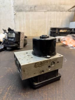 MERCEDES-BENZ A0064310312 0064310312 A0365454032 0365454032 ABS hydraulic unit / pump MERCEDES-BENZ C-CLASS (W203, CL203) (2000-2011) — thumbnail 3