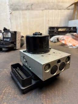 MERCEDES-BENZ A0064310312 0064310312 A0365454032 0365454032 ABS hydraulic unit / pump MERCEDES-BENZ C-CLASS (W203, CL203) (2000-2011) — thumbnail 2