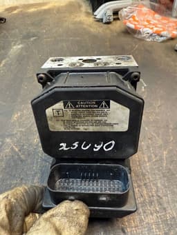 TOYOTA 8954105100 0265950178 0265225387 4454005050 ABS hydraulic unit / pump TOYOTA AVENSIS (T250) (2003-2008) — thumbnail 8