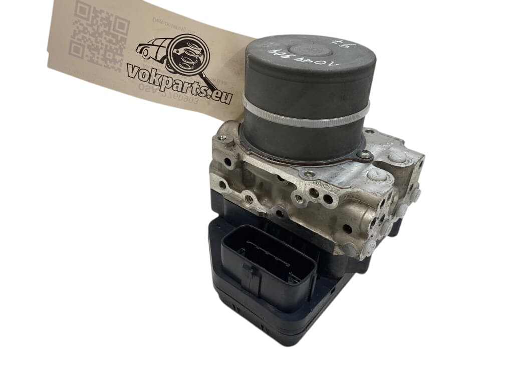 LEXUS 1330006900 ABS hydraulic unit / pump LEXUS RC (XC10) (2014-)