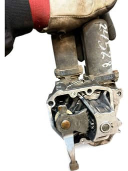 OPEL 0130008501 0130008500 55351033 Clutch actuator (for robotized gearbox) OPEL ASTRA H (2004-2014) — thumbnail 8