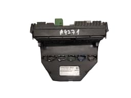 MERCEDES-BENZ A2129004811 Fuse box MERCEDES-BENZ C-CLASS (W204) (2007-2013) — thumbnail 3