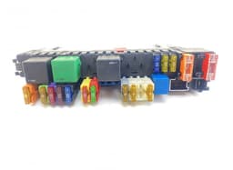 MERCEDES-BENZ 10091518 Fuse box MERCEDES-BENZ SL-CLASS (R230) (2001-2012) — thumbnail 2