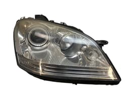 MERCEDES-BENZ A1648205661 Headlight right MERCEDES-BENZ ML-CLASS (W164) (2005-2011) — thumbnail 1