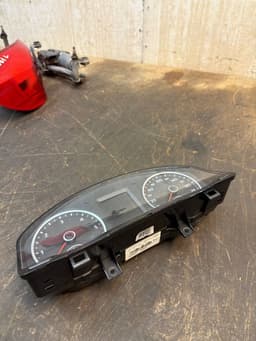 VW 5N0920882C Instrument Cluster VW TIGUAN I (5N) (2007-2018) — thumbnail 3