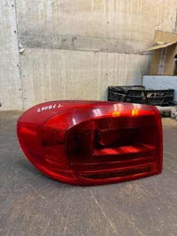 VW 5N0945095Q Tail light left VW TIGUAN I (5N) (2007-2018) — thumbnail 2