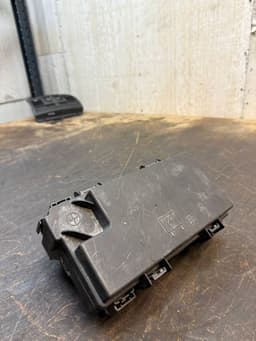 LANCIA 68105507AC Body control module (BCM) LANCIA VOYAGER (404) (2011-2016) — thumbnail 6