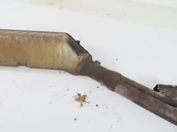 MERCEDES-BENZ A1404904719 A1404907914 A1404900519 A1404900719 Catalyc Converter MERCEDES-BENZ S-CLASS (W140) (1991-1999) — thumbnail 4