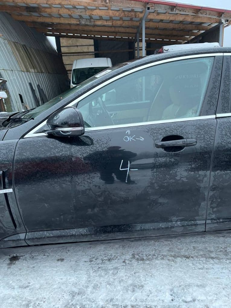 C2Z2063 Door Front Left JAGUAR XF (X250, CC9) (2008-2015)