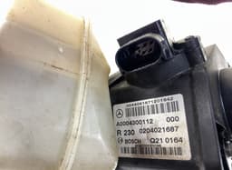 MERCEDES-BENZ 0204021687 0204024105 0204251302 Brake Master Cylinder MERCEDES-BENZ SL-CLASS (R230) (2001-2012) — thumbnail 3