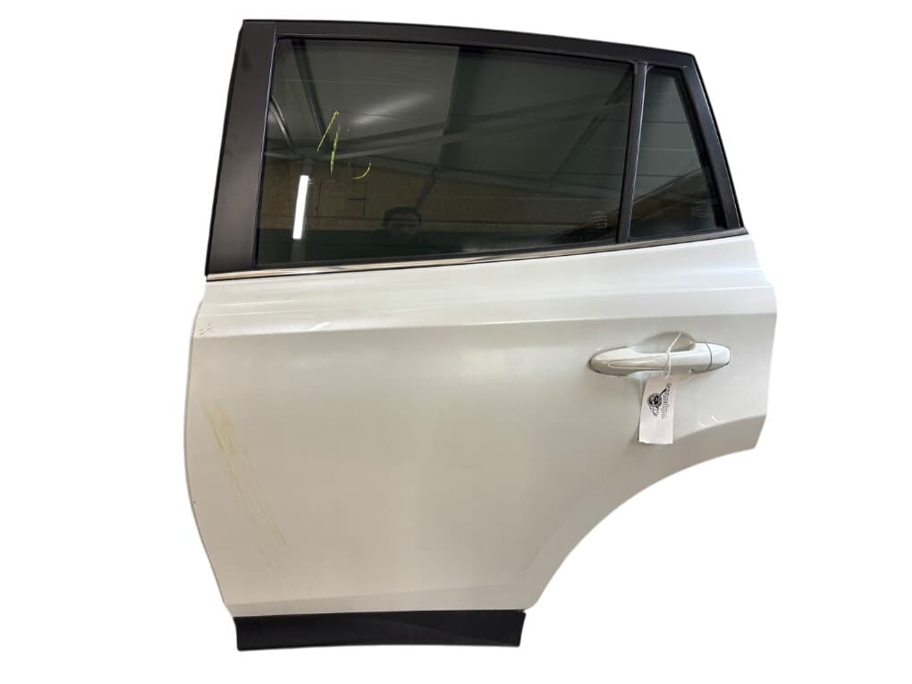 TOYOTA 670040R110 Door Rear Left TOYOTA RAV 4 IV (XA40) (2012-2019)